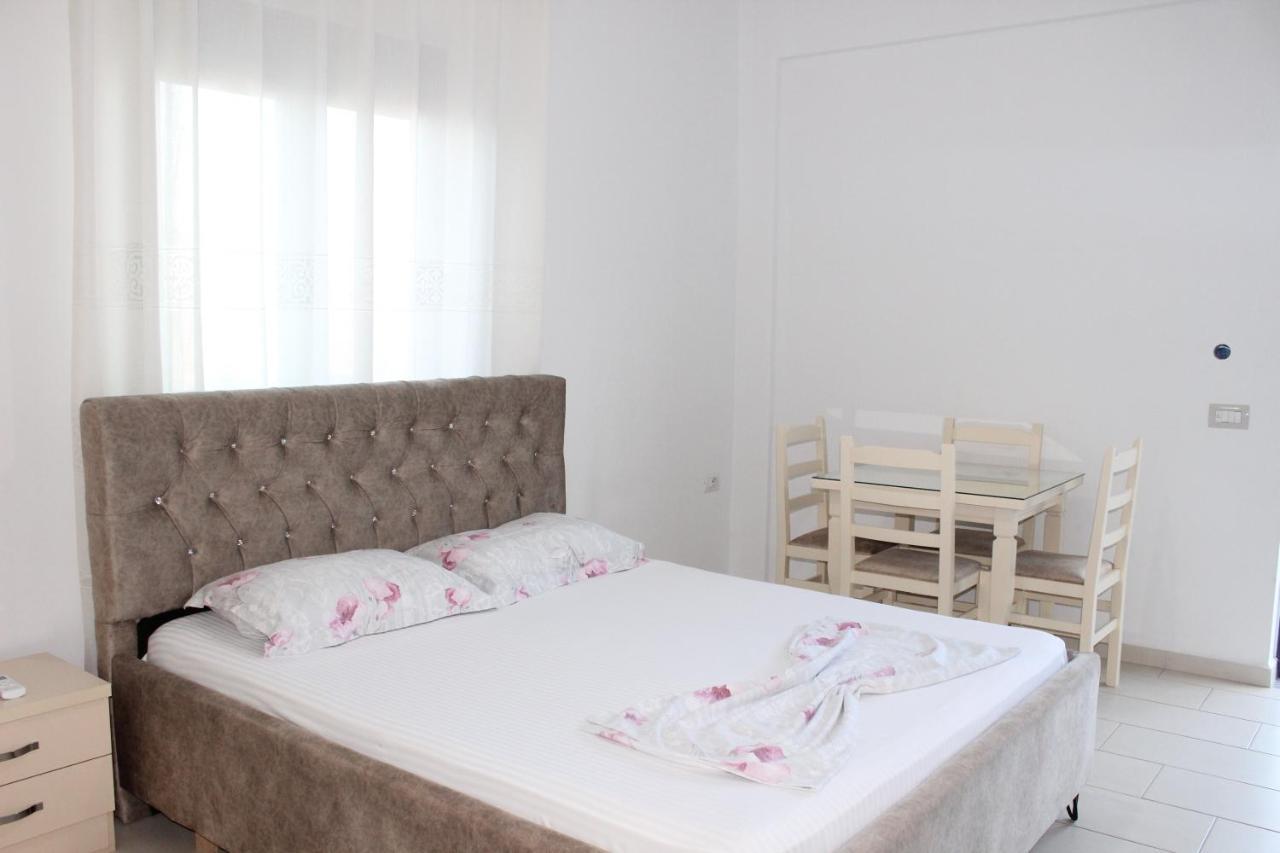 Leva'S Apartments Sarandë Exteriér fotografie
